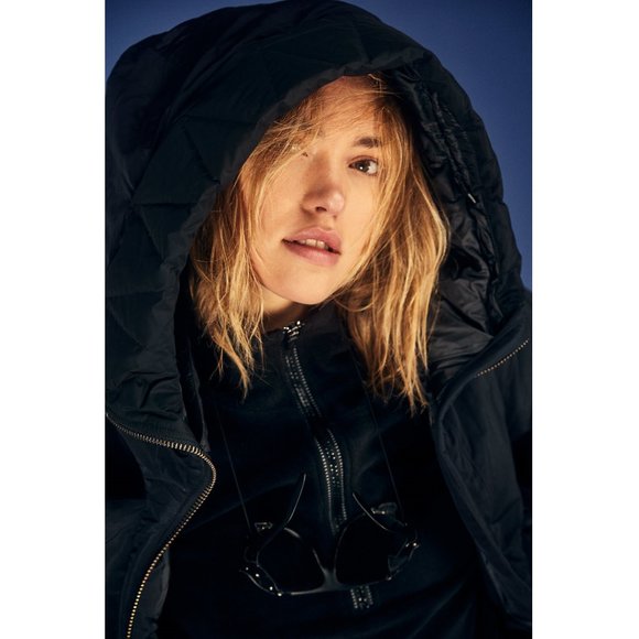 NWT! Holden Cropped Alpine Down Jacket - Picture 11 of 12